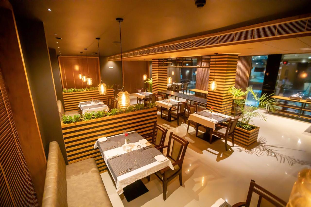 Hotel Niya Regency Thrissur Exterior foto